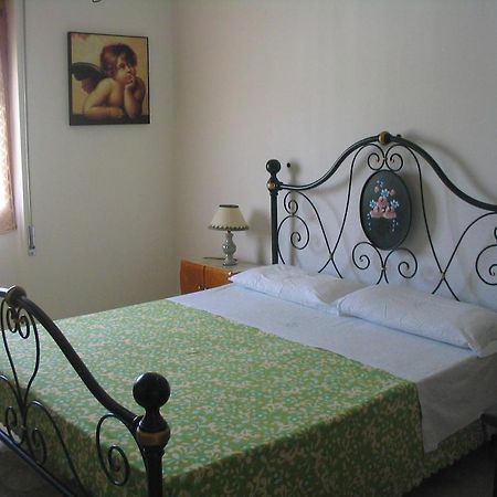 Marycarmen Apartment Alghero Room photo